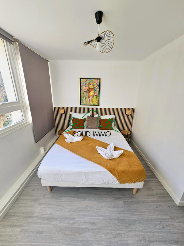 Immeuble - 160 m² - 8 pièces