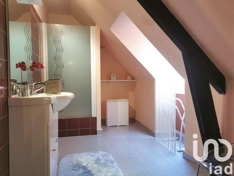 Maison - 236 m² - 9 pièces