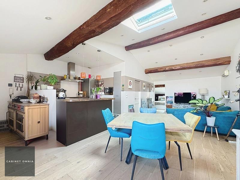 Appartement - 96 m² - 4 pièces