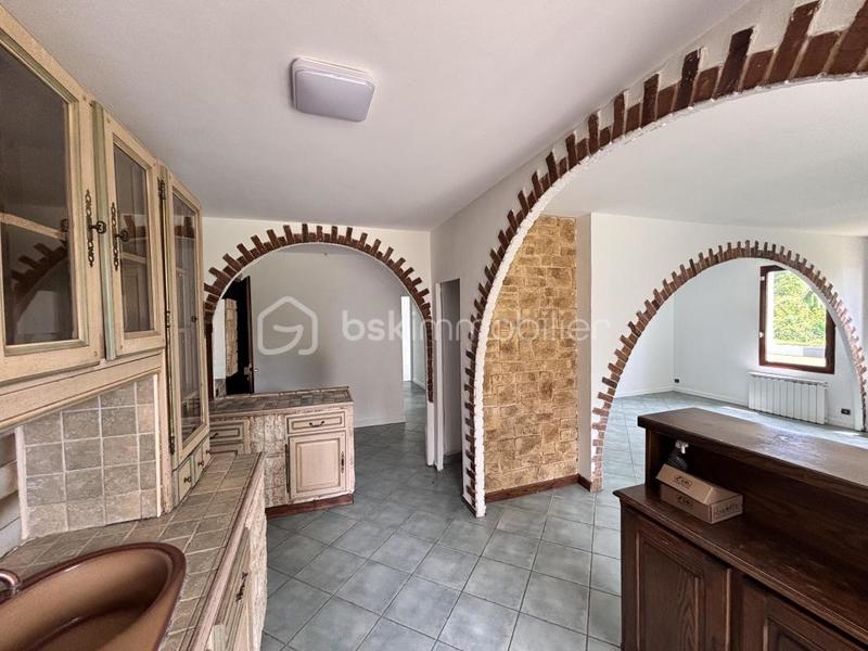 Appartement - 83 m² - 4 pièces