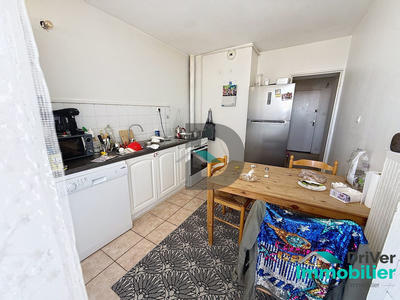Appartement - 85 m² - 4 pièces