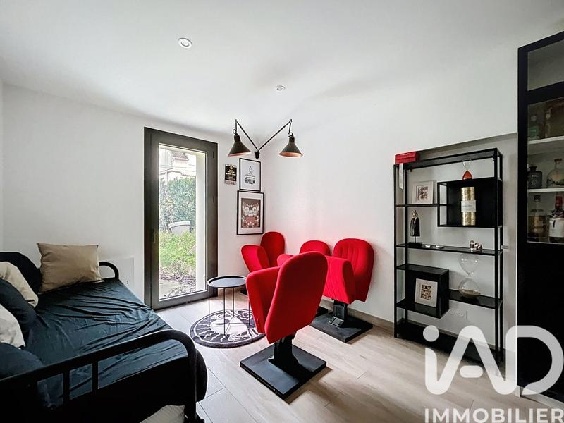 Maison - 276 m² - 10 pièces