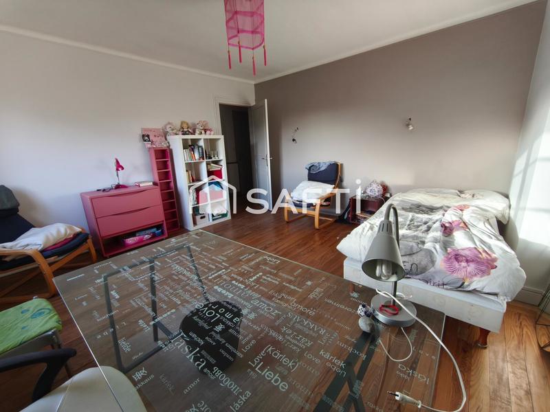 Maison - 194 m² - 7 pièces