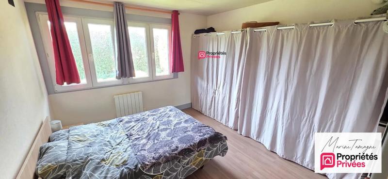 Maison - 90 m² - 5 pièces