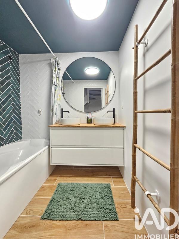 Maison - 83 m² - 4 pièces