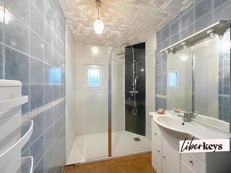 Maison - 80 m² - 5 pièces