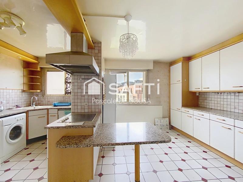 Appartement - 137 m² - 5 pièces