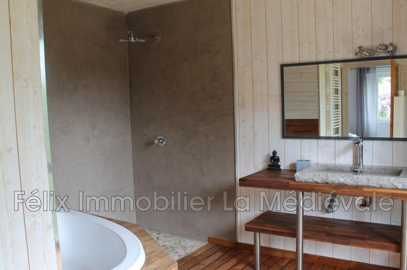 Maison - 158 m² - 6 pièces