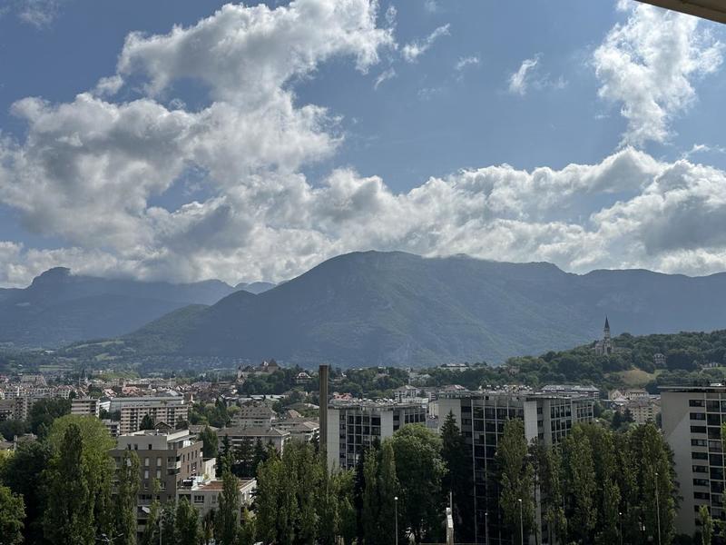 Appartement - 89 m² - 3 pièces