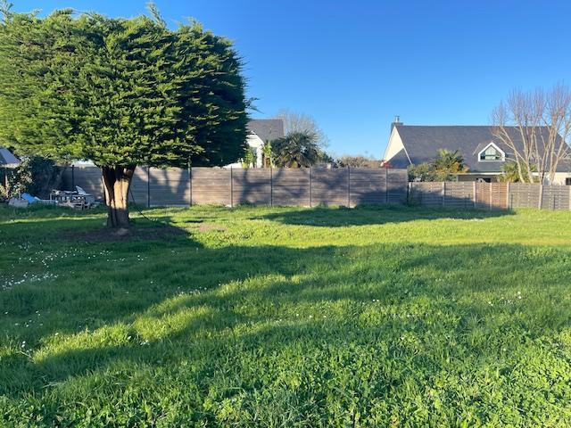Terrain constructible - 644 m²