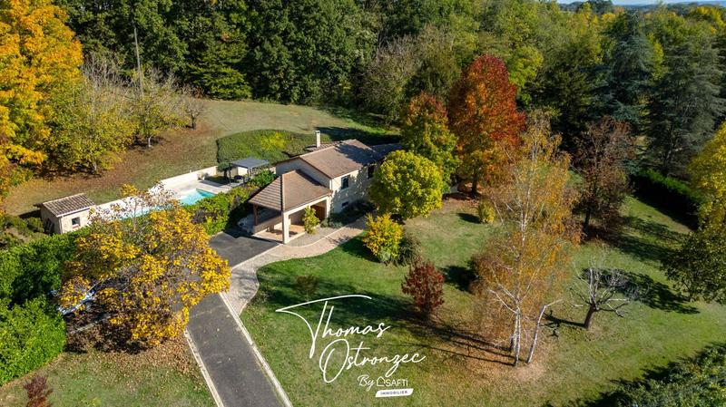 Maison - 127 m² - 6 pièces