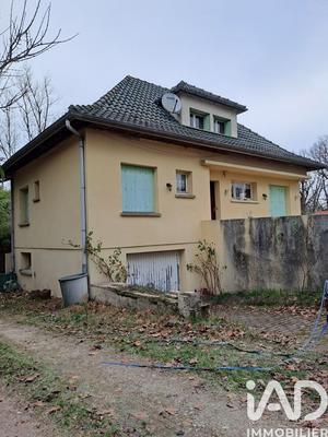 Maison - 188 m² - 9 pièces