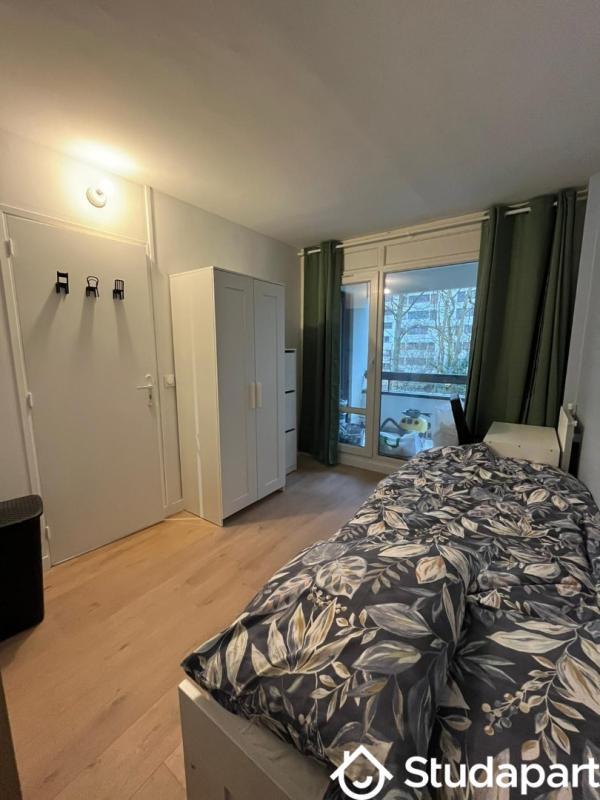 Chambre - 10 m² - 1 pièce