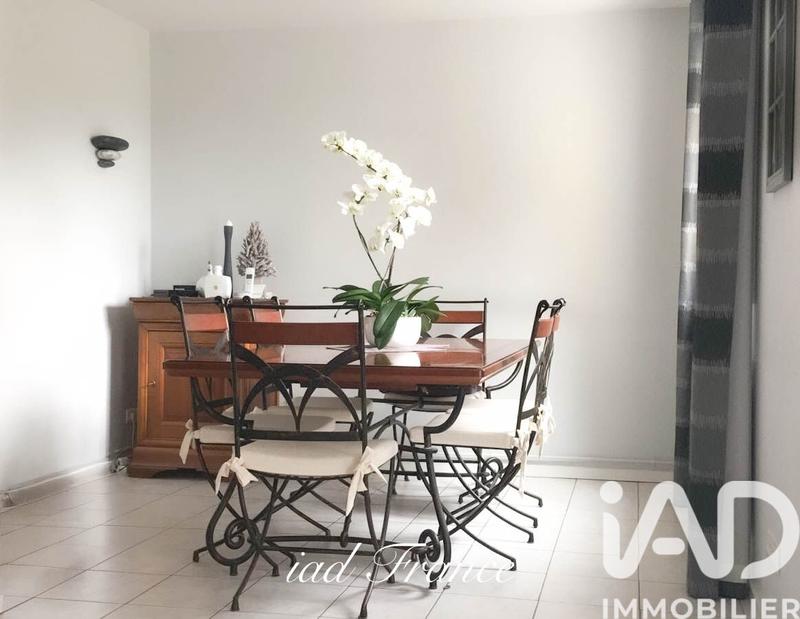 Maison - 94 m² - 6 pièces