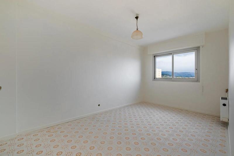 Appartement - 92 m² - 3 pièces