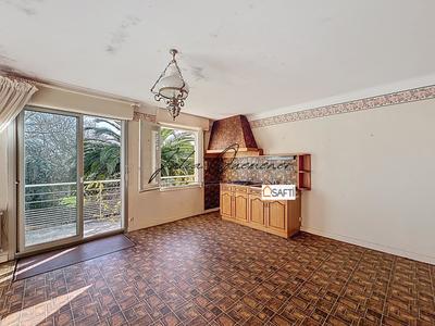 Maison - 154 m² - 8 pièces