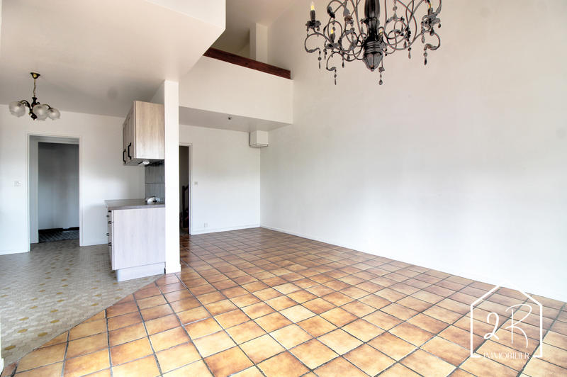 Appartement - 106 m² - 5 pièces