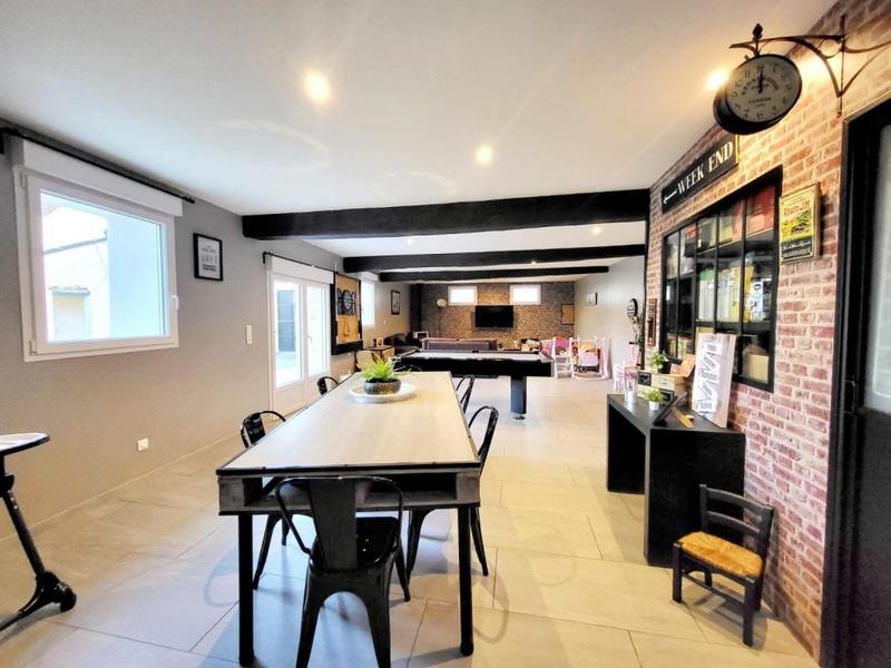 Maison en pierre - 218 m² - 6 pièces