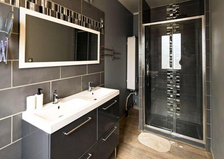 Maison - 160 m² - 7 pièces