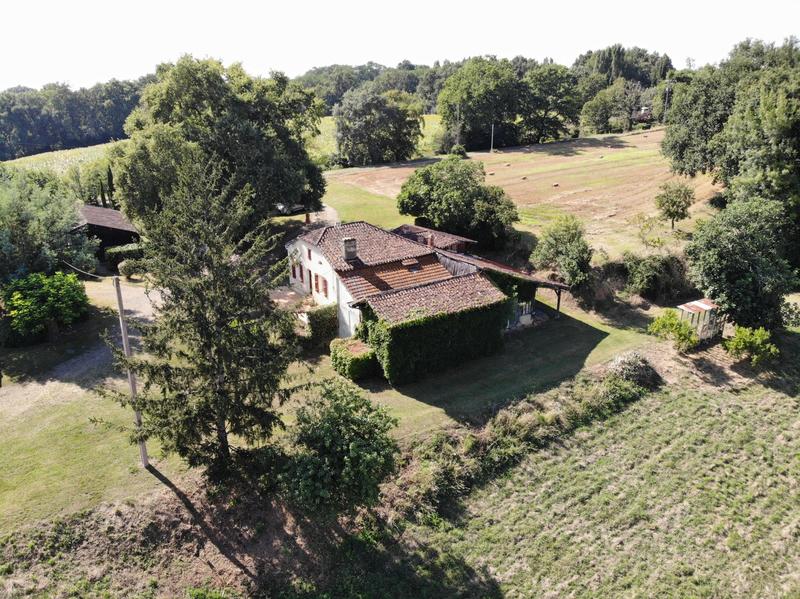 Maison - 92 m² - 5 pièces