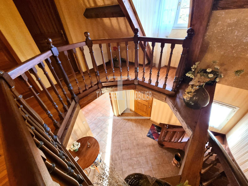 Maison - 190 m² - 6 pièces