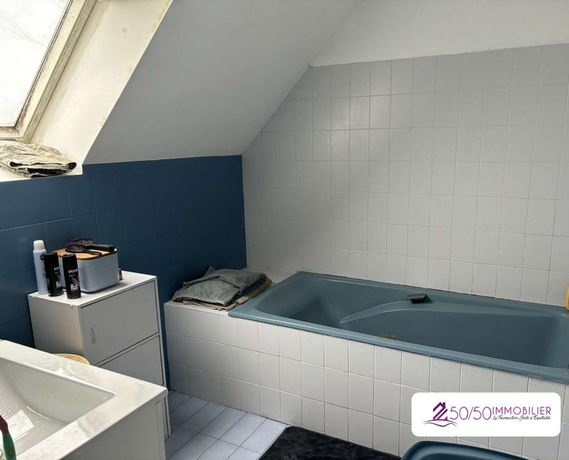 Maison - 122 m² - 7 pièces