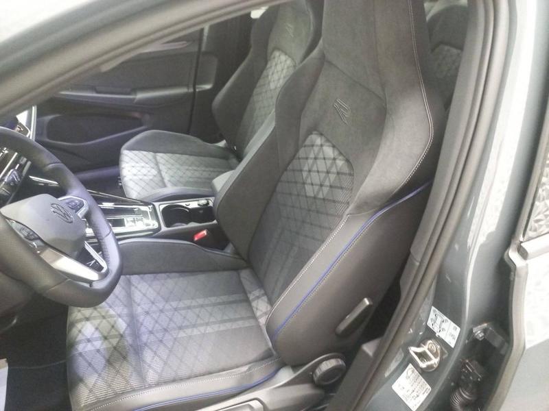 Volkswagen Golf Sw 1.5 eTSI Evo2 150 Dsg7 R-Line