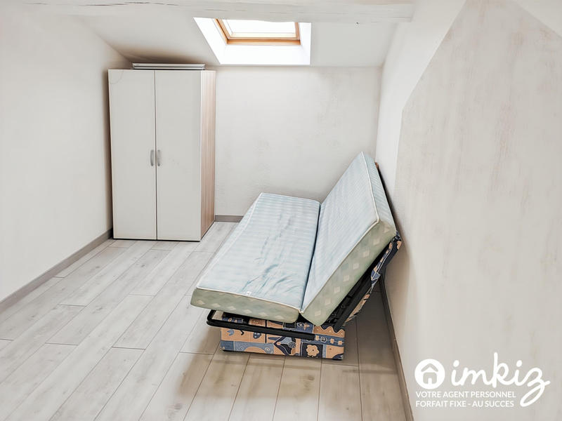 Maison - 200 m² - 8 pièces