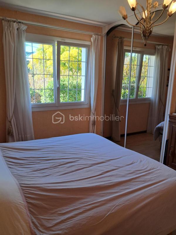 Maison traditionnelle - 180 m² - 6 pièces