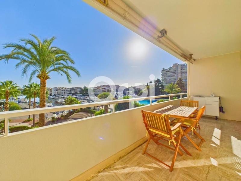 Appartement - 75 m² - 3 pièces