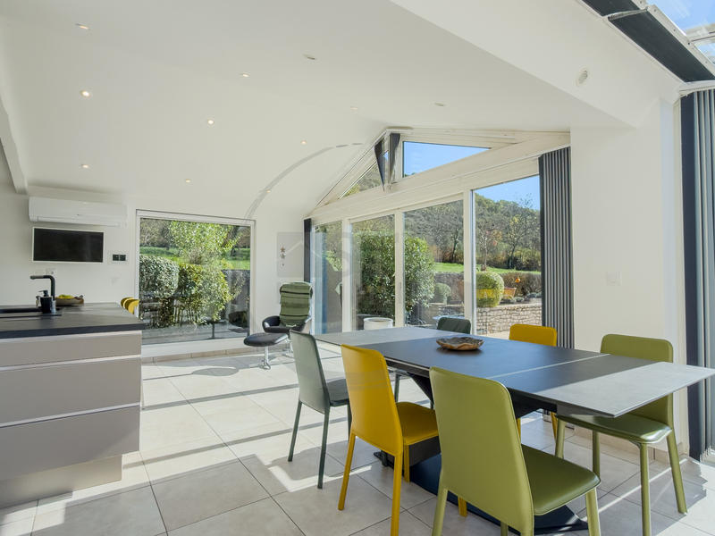 Villa - 166 m² - 5 pièces