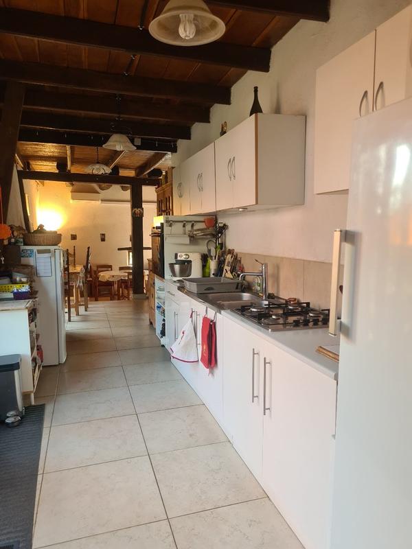 Maison - 235 m² - 11 pièces