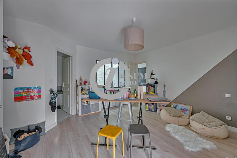 Maison ancienne - 241 m² - 8 pièces