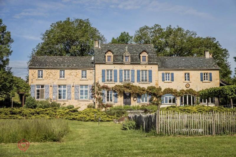 Demeure - 420 m² - 10 pièces