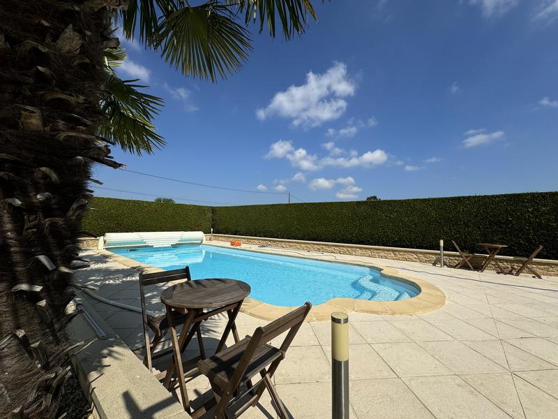 Maison - 145 m² - 6 pièces