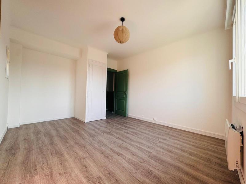 Maison - 137 m² - 5 pièces