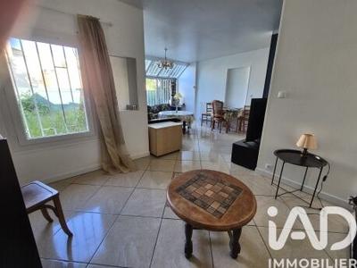 Maison de ville - 98 m² - 5 pièces