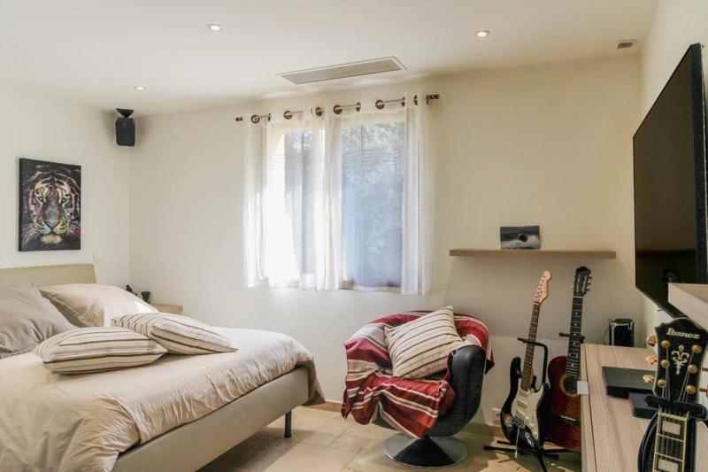 Maison - 93 m² - 3 pièces