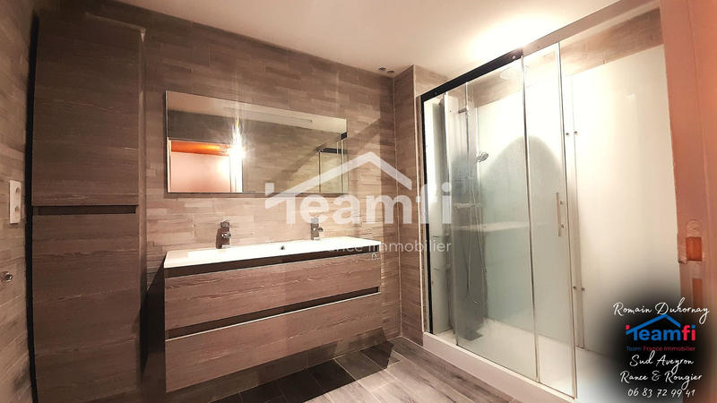 Maison - 96 m² - 8 pièces