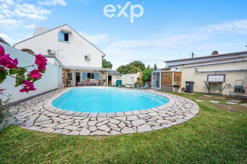Villa - 197 m² - 6 pièces