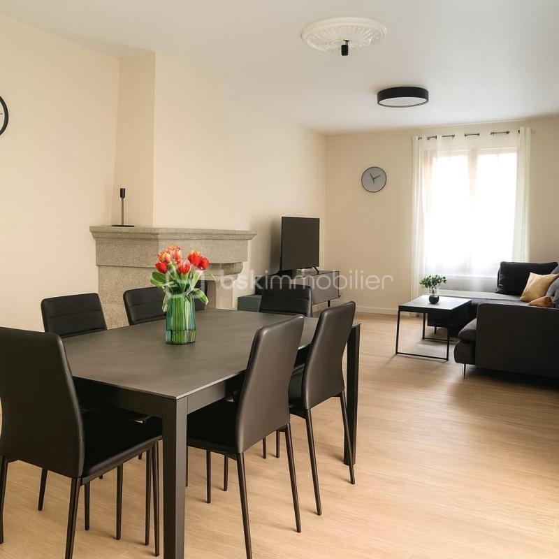 Maison - 128 m² - 7 pièces