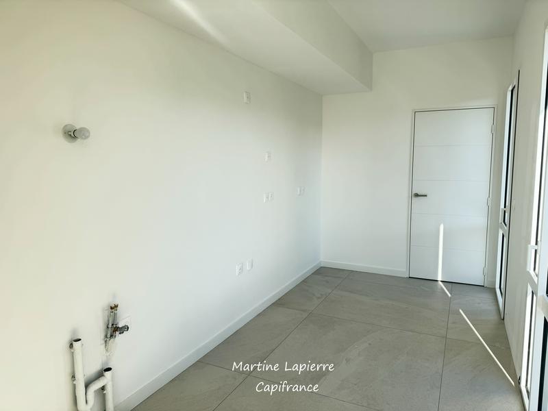 Appartement - 96 m² - 4 pièces