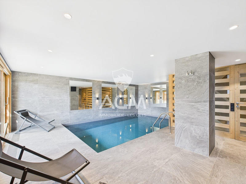 Châlet - 221 m² - 8 pièces