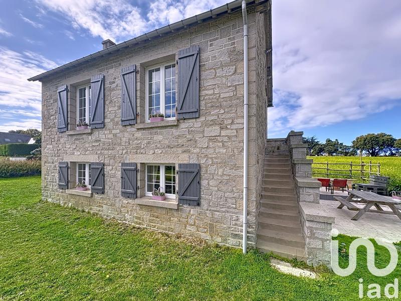 Maison - 99 m² - 6 pièces