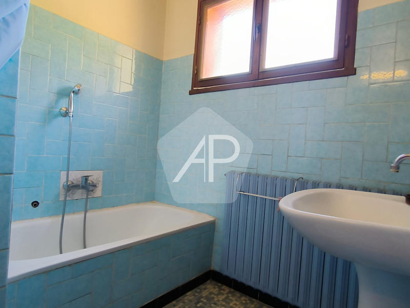 Maison - 155 m² - 8 pièces