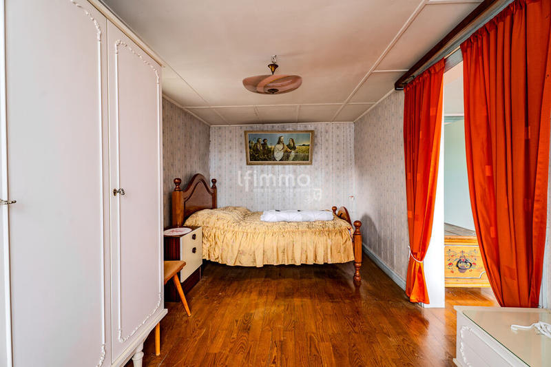 Maison - 162 m² - 6 pièces