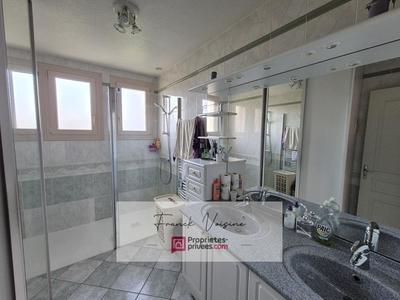 Maison - 114 m² - 7 pièces