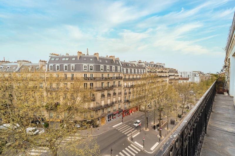 Appartement - 130 m² - 6 pièces