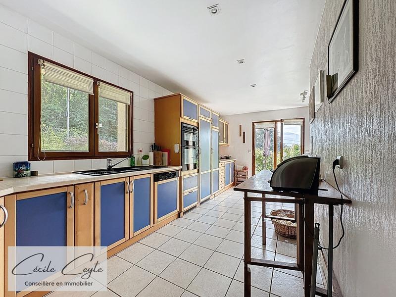 Maison - 155 m² - 6 pièces