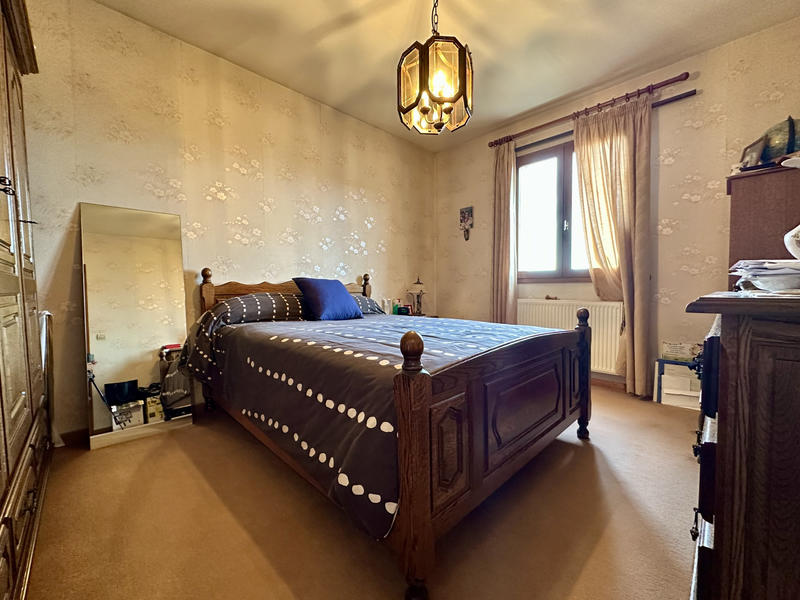 Maison - 90 m² - 6 pièces